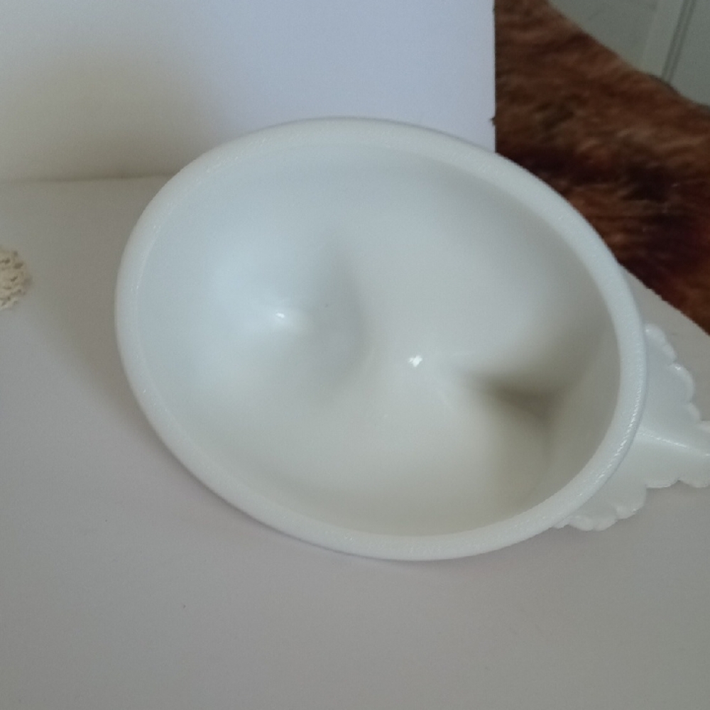Vintage Westmoreland White Milk Glass Rooster "Big Daddy" Styled Like Hen On Nes - Picture 8 of 11